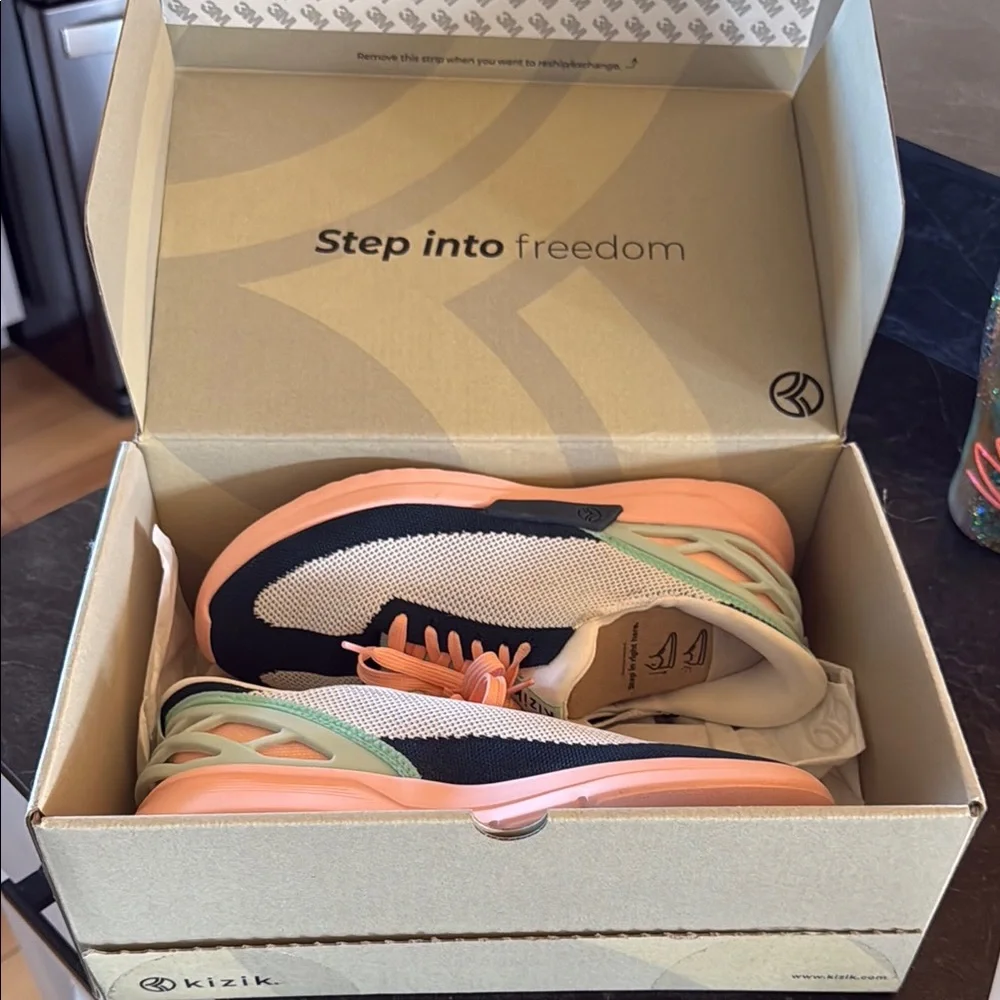Kizik Shoes in Pink and Green
These are a 9W - Picture 6 of 6